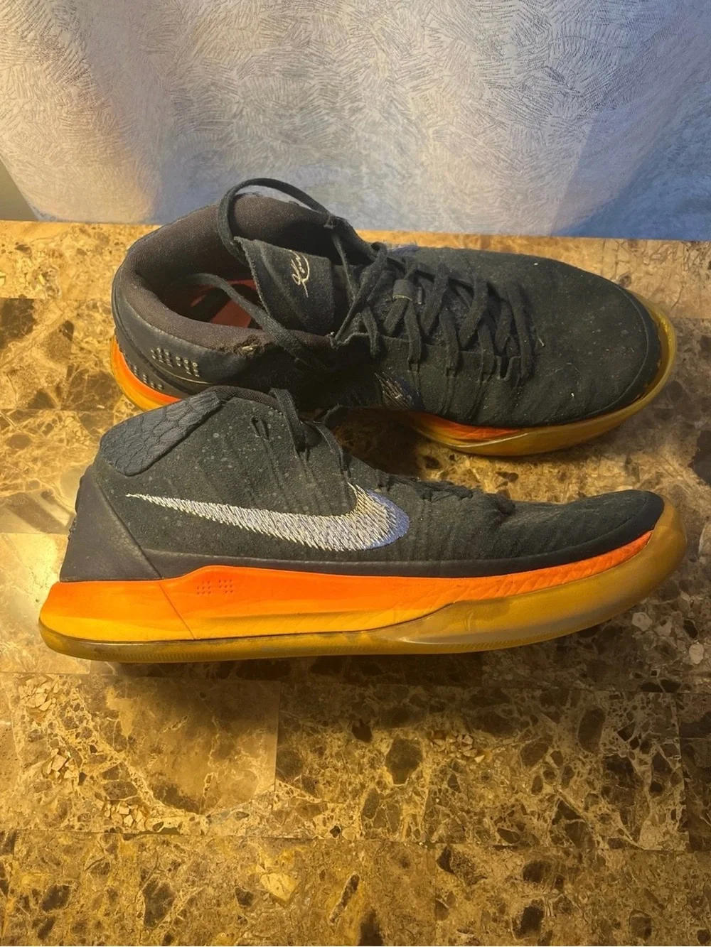 Men’s Basketball Shoes Kobe A.D. size 10